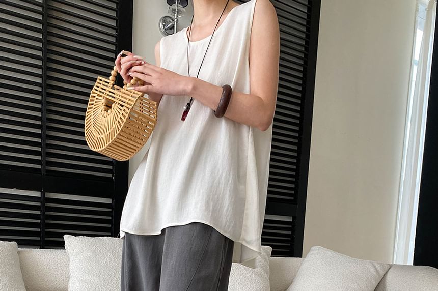 Sleeveless V-Neck Plain Top