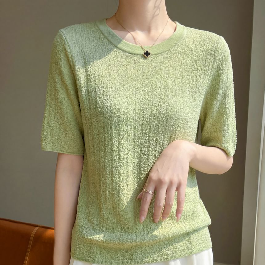 Round Neck Plain Knit Top