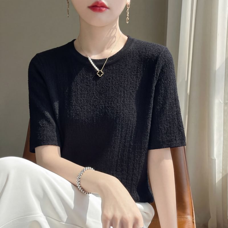 Round Neck Plain Knit Top