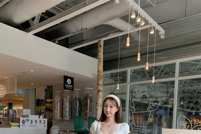 Short-Sleeved V-Neck Lace Trim Top