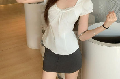 Short-Sleeved V-Neck Lace Trim Top