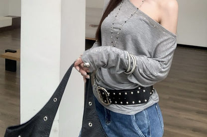 Long-Sleeved One-Shoulder Studded Top