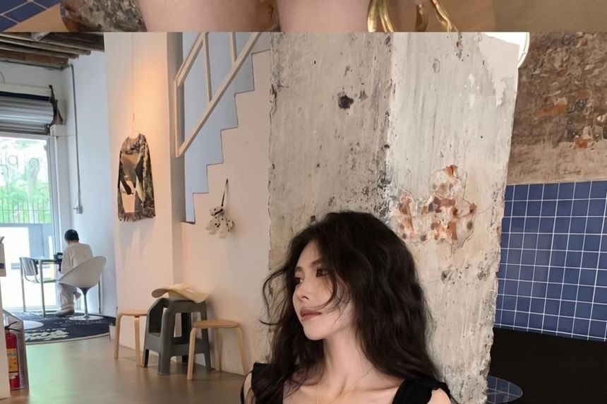 Lettuce Edge Scoop Neck Crop Top - Cap Sleeve