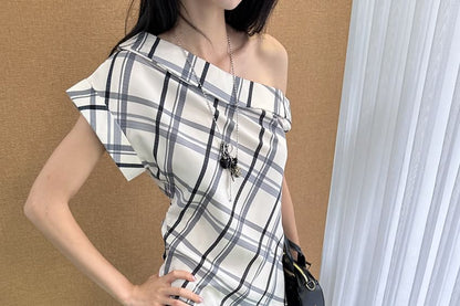Off-Shoulder Asymmetric Ruffle Plaid Crop Top