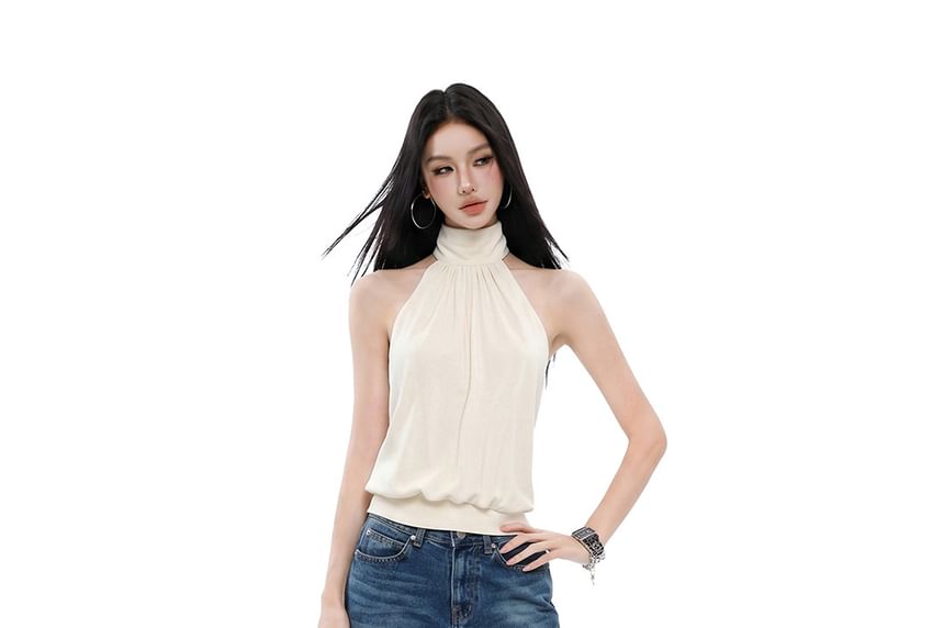 Halter Neck Plain Crop Top