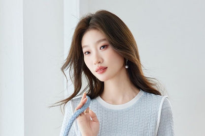 Crew Neck Contrast Trim Knit Top