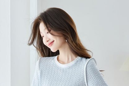 Crew Neck Contrast Trim Knit Top