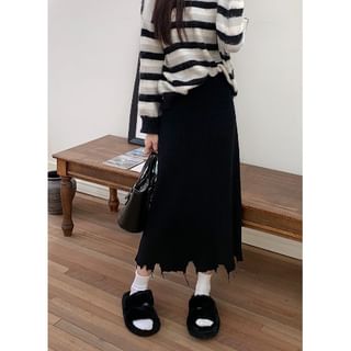 Knit Midi Skirt with High-Waist and Smooth Texture