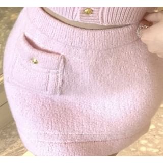 Crew Neck Cropped Pocket Cardigan / Mini Pencil Skirt