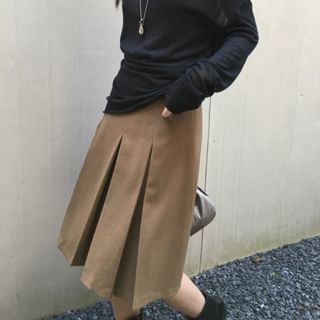 Pleated A-Line Skirt with High Rise