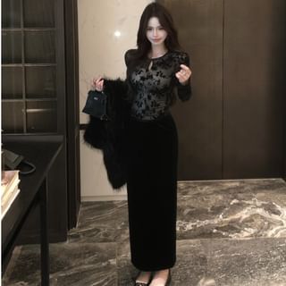 Lace Panel Long Sleeve Tee with A-Line Midi Skirt
