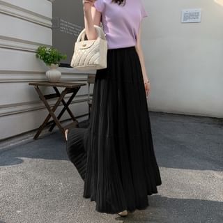 High Rise Pleated Maxi A-Line Skirt in Plain Design
