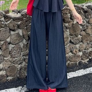 V-Neck Lace Panel Flowy Camisole Top / High Waist Plain Wide Leg Pants
