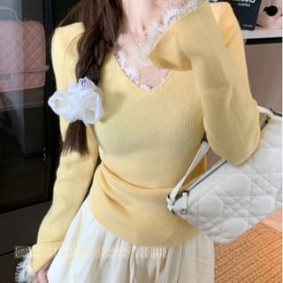 Long Sleeve V-Neck Ribbed Lace Trim Top