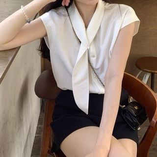 Plain Button-Up V-Neck Short-Sleeved Blouse