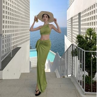 Halter Crop Cami and Ruched Knot Slit Pencil Skirt Set