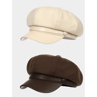 Plain Panel Faux Leather Newsboy Cap