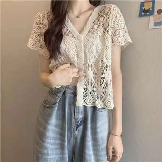 Short Sleeve V-Neck Knit Top with Crochet Detail