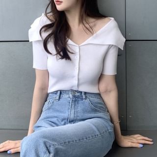 Ribbed Short Sleeve Button Knit Top
