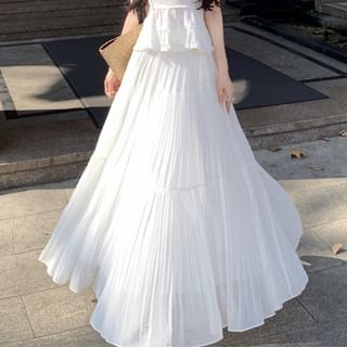Halter Plain Ruffle Panel Lace Top / High Waist Pleated Tiered Maxi A-Line Skirt