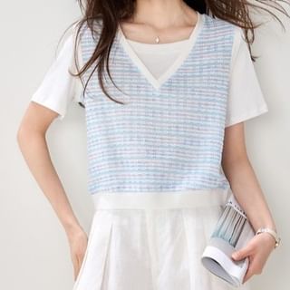 Mock Two-Piece Short-Sleeve V-Neck Textured Panel T-Shirt