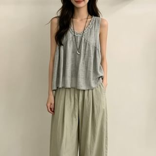 Frill Trim V-Neck Tank Top