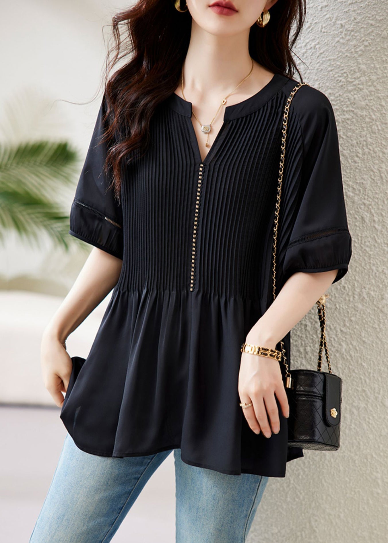 Loose Black V Neck Wrinkled Chiffon Tops Half Sleeve AB1045