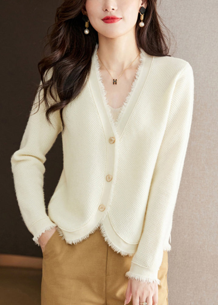 Nouveau cardigan en tricot de laine unie à col en V beige à boutons pour l'automne WL005