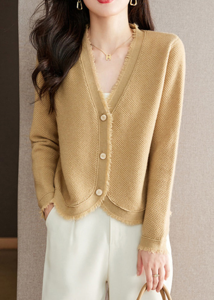 Nouveau cardigan en tricot de laine unie à col en V beige à boutons pour l'automne WL005