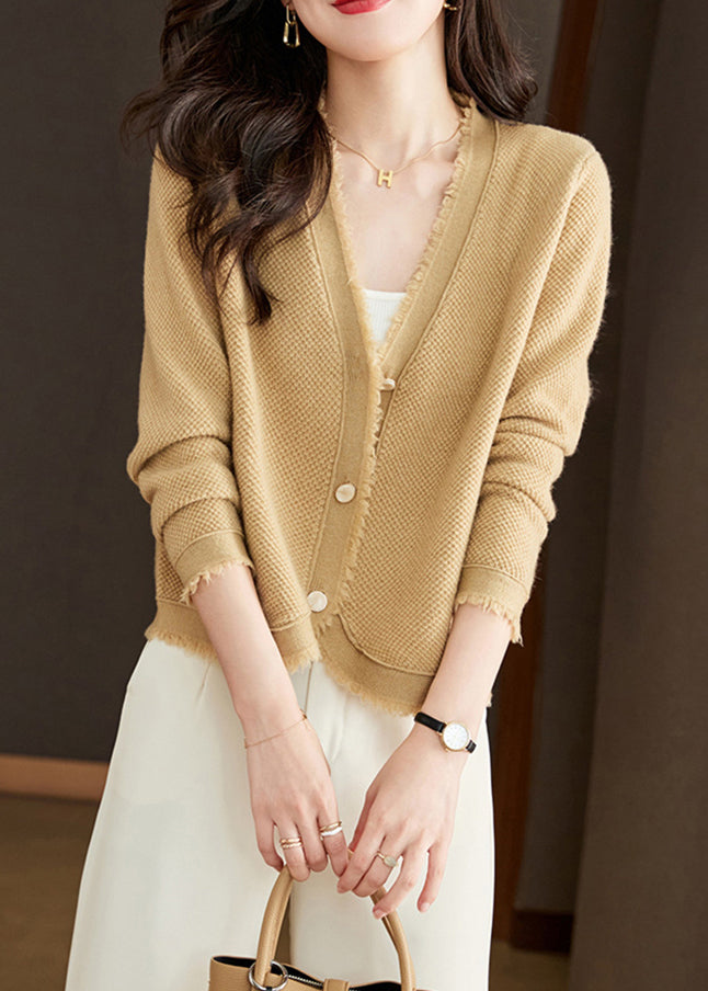 Nouveau cardigan en tricot de laine unie à col en V beige à boutons pour l'automne WL005