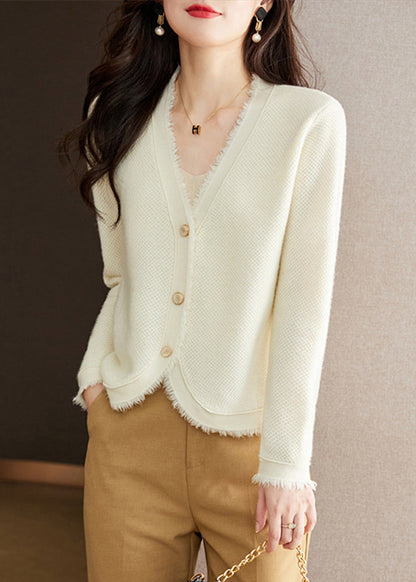 Nouveau cardigan en tricot de laine unie à col en V beige à boutons pour l'automne WL005