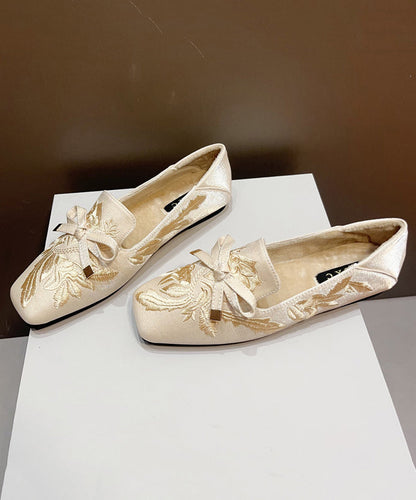 New Retro Wool Shoes Embroidered Fuzzy Flat Black Feet Lined