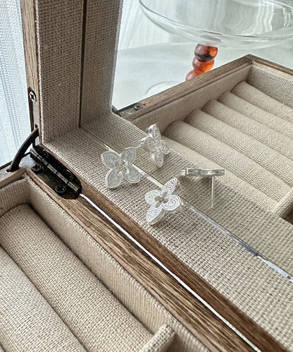 Hollow Stud Silk Leaf Out Sterling Novelty Clover Silver Four