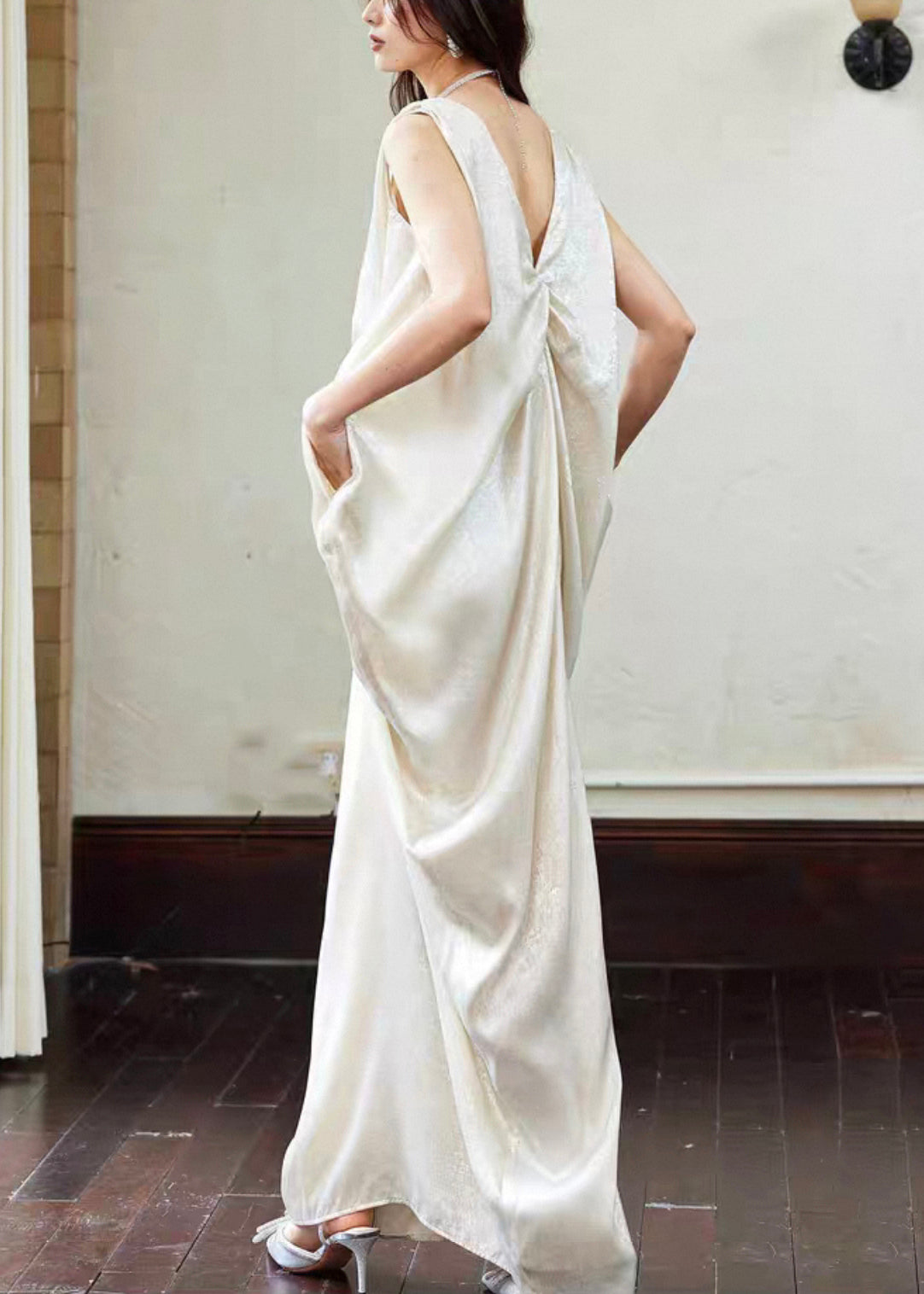 Novelty Dress Sleeveless Maxi Neck Pockets Wrinkled Cotton V