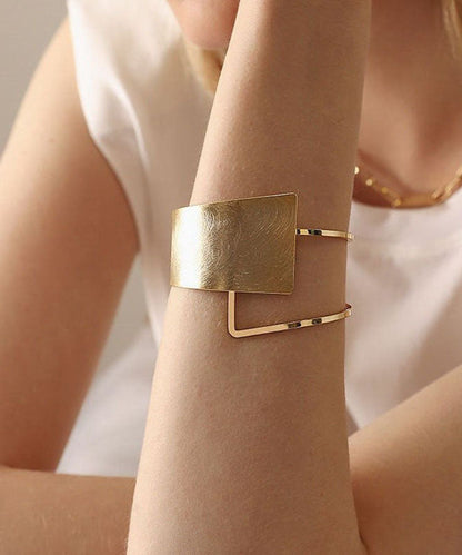 Asymmetrical Original Design Cuff Metal Gold