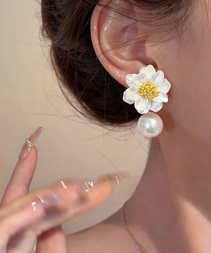 Original Floral Earrings Design Stud Acrylic Alloy White Pearl