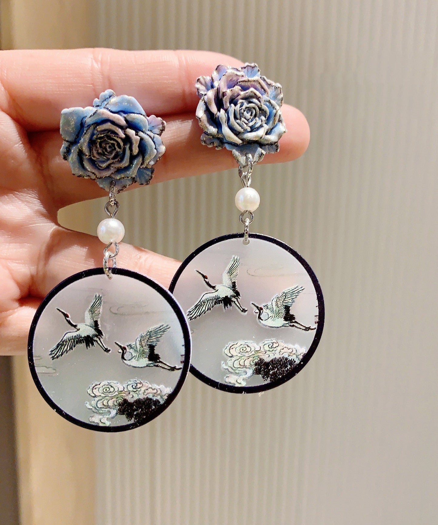 Retro Black Acrylic Pearl Floral Drop Earrings MM080