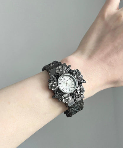 Retro Out Metal Floral Watches Black Hollow