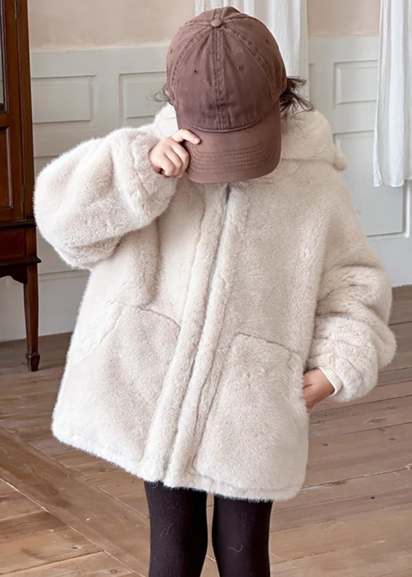 Simple Beige Zippered Pockets Girls Mink Velvet Hoodie Coat Winter TG014