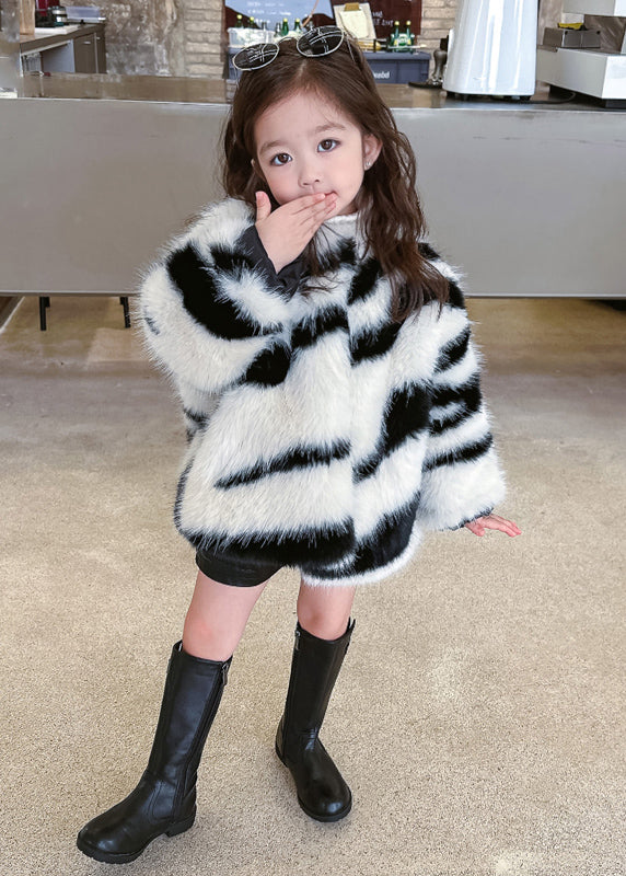 Style Black O-Neck Black White Striped Kids Mink Hair Coats WinterTG023