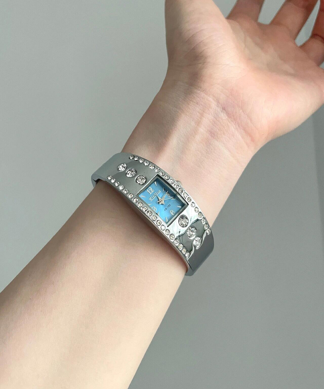 Alloy Glass Organic Silk Style Watches Zircon