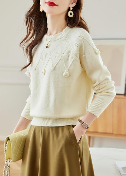 Pull en tricot beige élégant à col rond et ajouré pour l'automne QS011