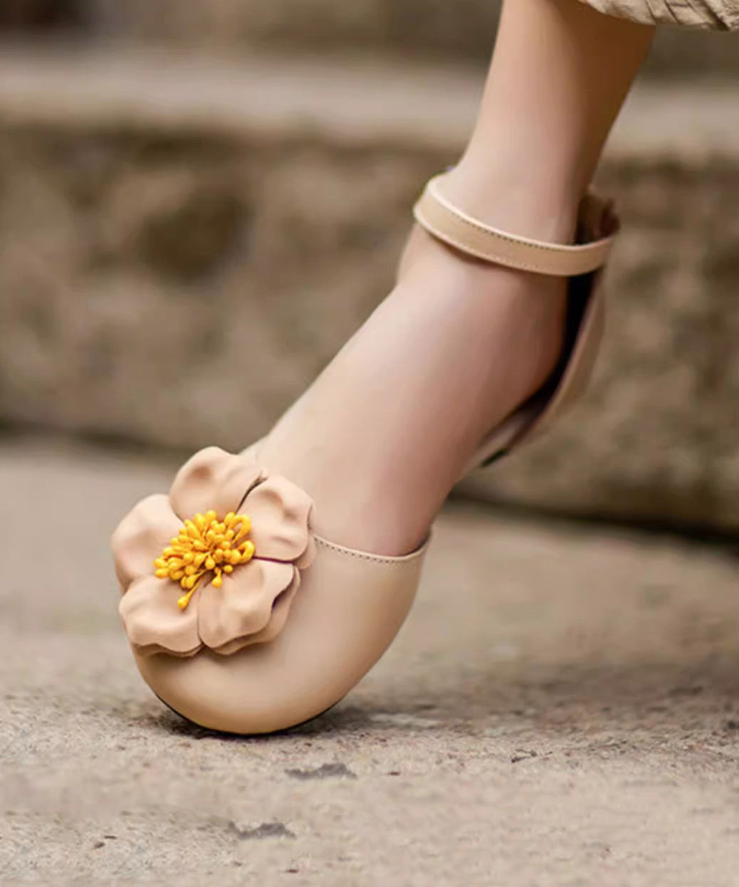 Green Splicing Vintage Sandals Buckle Strap Floral Flat