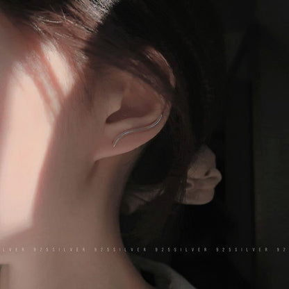 Sterling Through Pull Wave Silver Earring