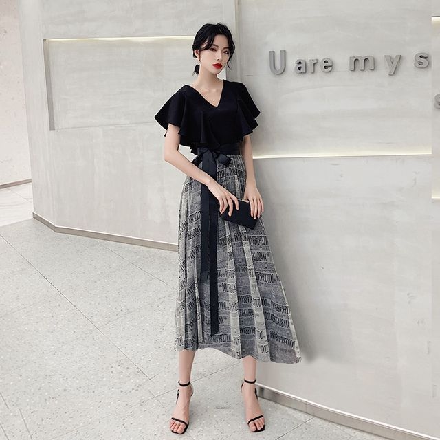 Short-Sleeve A-Line Evening Gown / Cocktail Dress