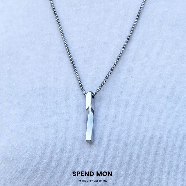 Pendant Chain Necklace