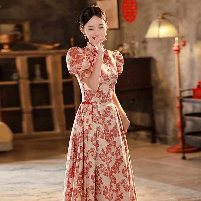 Short-Sleeve Floral Embroidered Bridal Qipao Evening Gown