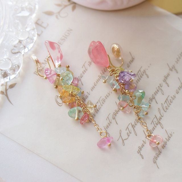 Dangle Earring Floral Acrylic Heart