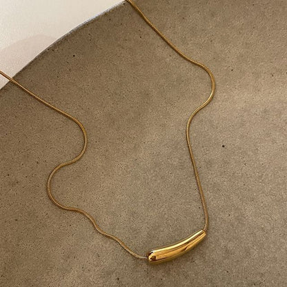 Curve Necklace Pendant