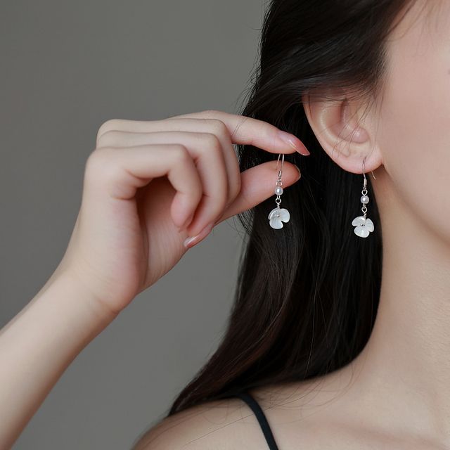 Floral Acrylic Pearl Faux Earring Dangle Alloy